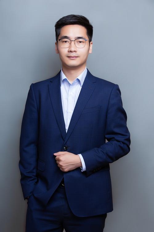 秦予白 项目运营总监